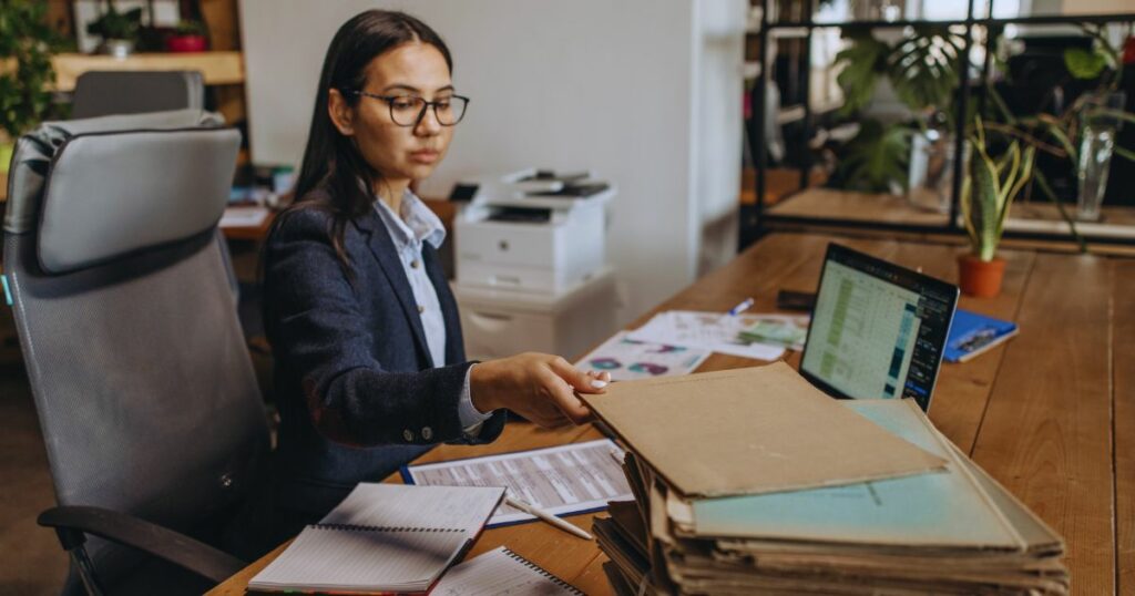 Contrôle administratif en entreprise : comment s'y préparer ? 3 Contrôle administratif en entreprise : comment s’y préparer ?