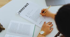 Quand faire un avenant au contrat de travail belgique ?